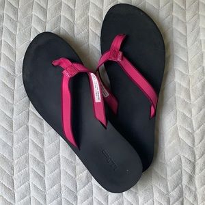LL Bean Flip Flops
